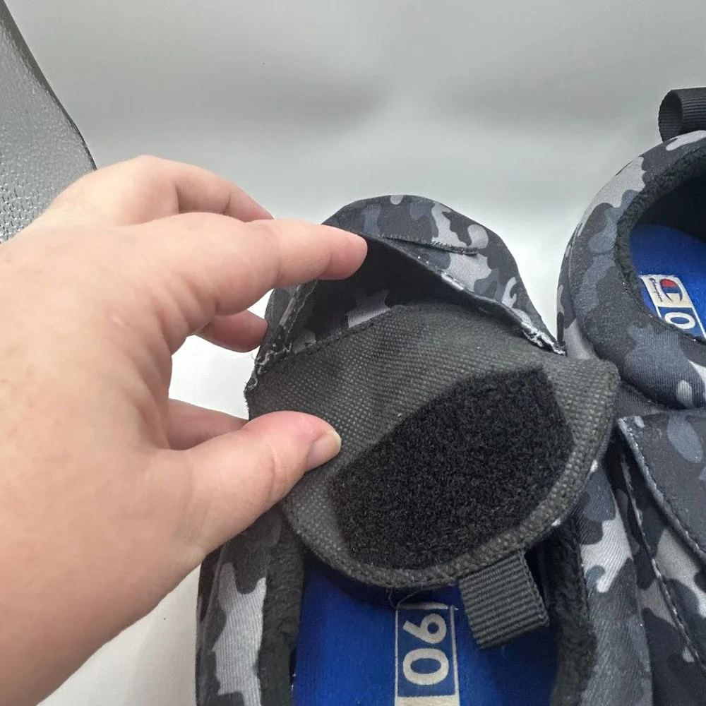 Champion Kids Camo Indoor/Outdoor Slippers‎ with pockets size 6Y